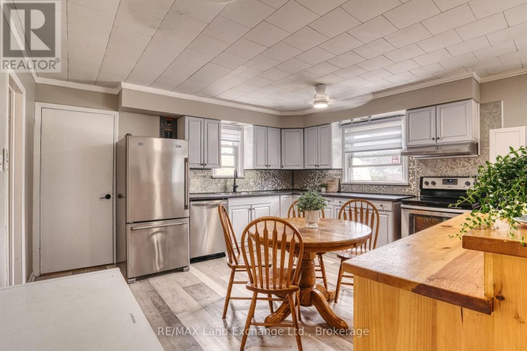 244 CLARENDON STREET, Saugeen Shores, Ontario, N0H2L0