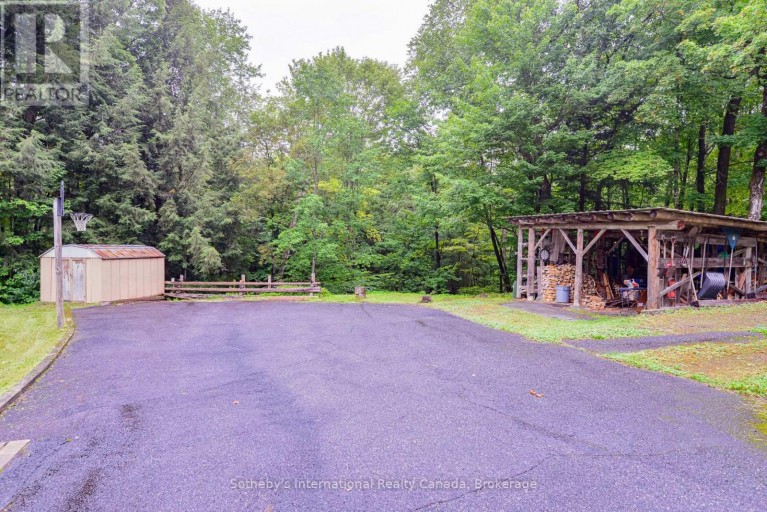 55 DENNISS DRIVE, Bracebridge (Macaulay), Ontario, P1L1W9
