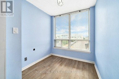 806 - 711 ROSSLAND ROAD E Whitby (Pringle Creek) Ontario photo 18