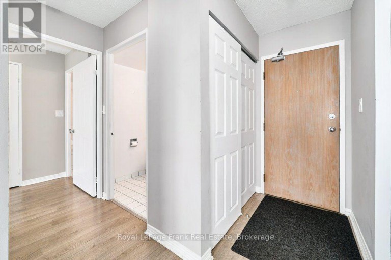 806 - 711 ROSSLAND ROAD E, Whitby (Pringle Creek), Ontario, L1N8Z1