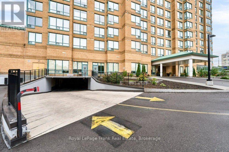 806 - 711 ROSSLAND ROAD E, Whitby (Pringle Creek), Ontario, L1N8Z1