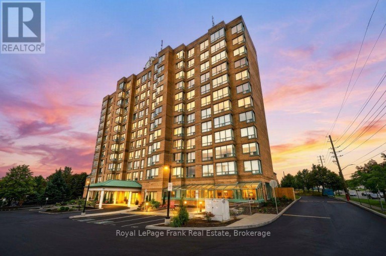 806 - 711 ROSSLAND ROAD E, Whitby (Pringle Creek), Ontario, L1N8Z1