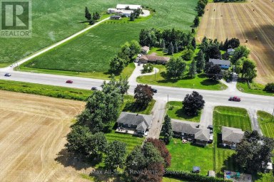 981 HIGHWAY 7 Kawartha Lakes (Oakwood) Ontario photo 1