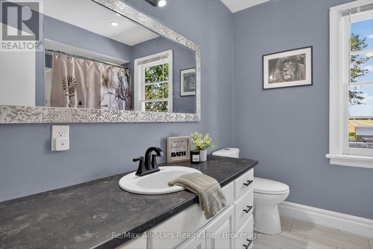 981 HIGHWAY 7, Kawartha Lakes (Oakwood), Ontario, K0M2M0
