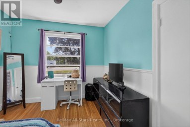 981 HIGHWAY 7 Kawartha Lakes (Oakwood) Ontario photo 26