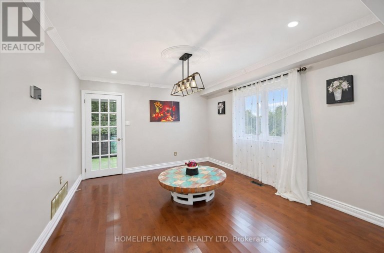 8173 MARTIN GROVE ROAD, Vaughan (West Woodbridge), Ontario, L4L3W9