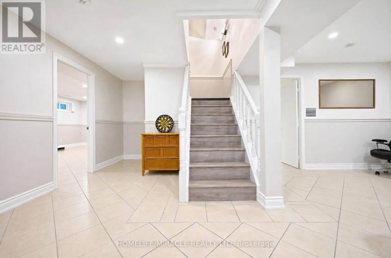 8173 MARTIN GROVE ROAD, Vaughan (West Woodbridge), Ontario, L4L3W9