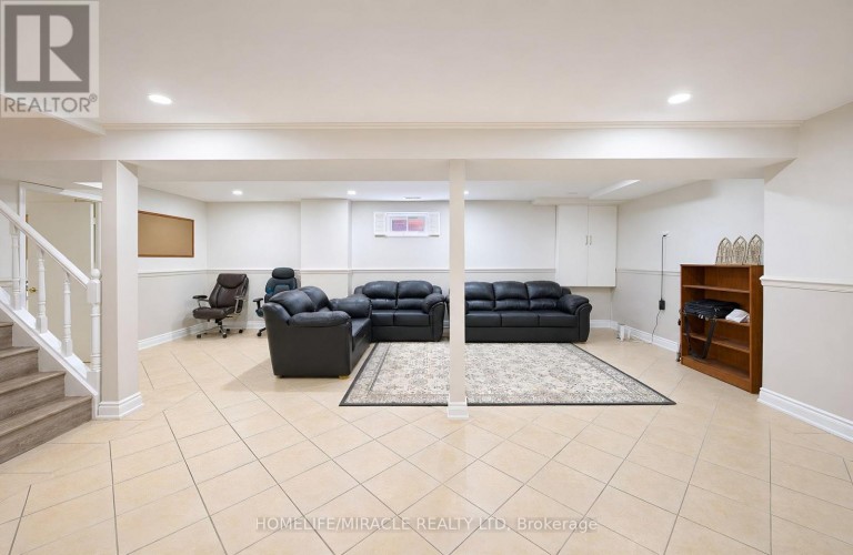 8173 MARTIN GROVE ROAD, Vaughan (West Woodbridge), Ontario, L4L3W9