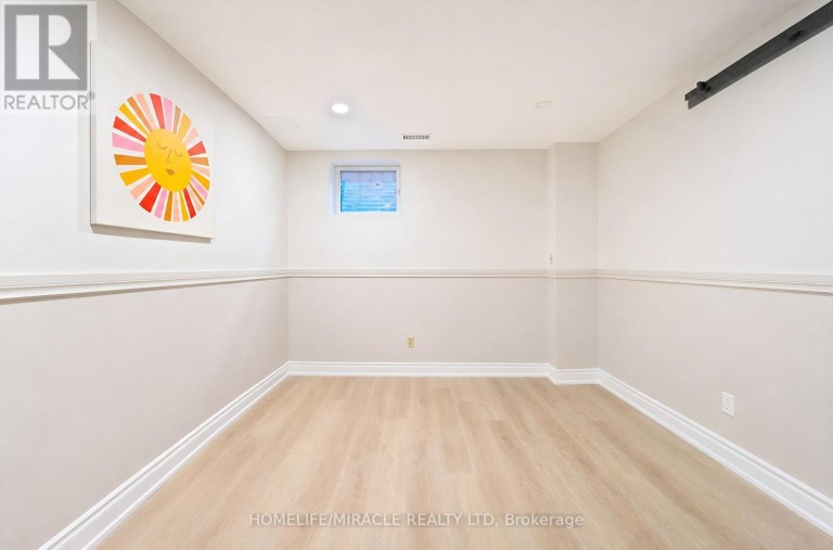 8173 MARTIN GROVE ROAD, Vaughan (West Woodbridge), Ontario, L4L3W9