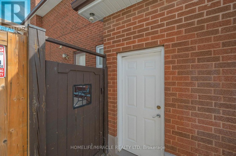 8173 MARTIN GROVE ROAD, Vaughan (West Woodbridge), Ontario, L4L3W9