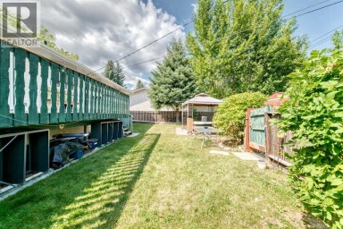 4408 Dalhart Road NW Calgary Alberta photo 38