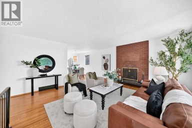 4408 Dalhart Road NW Calgary Alberta photo 5