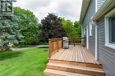 146 BENSON Street Ingersoll Ontario photo 12