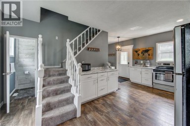146 BENSON Street Ingersoll Ontario photo 22