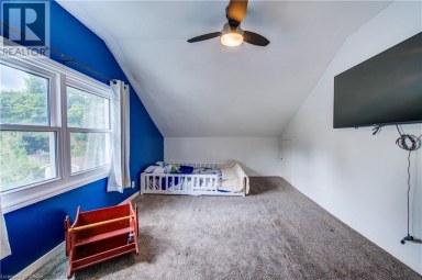 146 BENSON Street Ingersoll Ontario photo 32