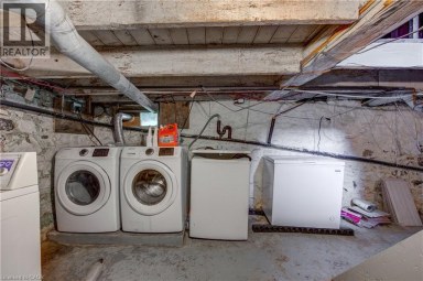 146 BENSON Street Ingersoll Ontario photo 40