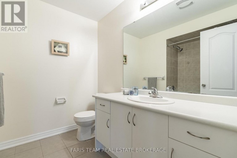 1284 HARRINGTON STREET, Innisfil (Lefroy), Ontario, L0L1W0