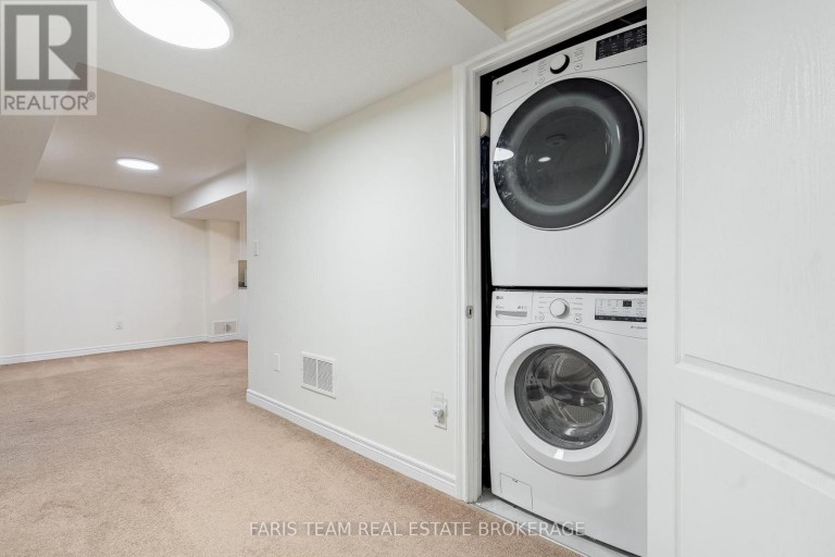 1284 HARRINGTON STREET, Innisfil (Lefroy), Ontario, L0L1W0