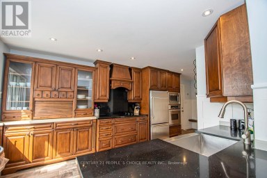 3 LAKESHORE BOULEVARD Selwyn Ontario photo 13