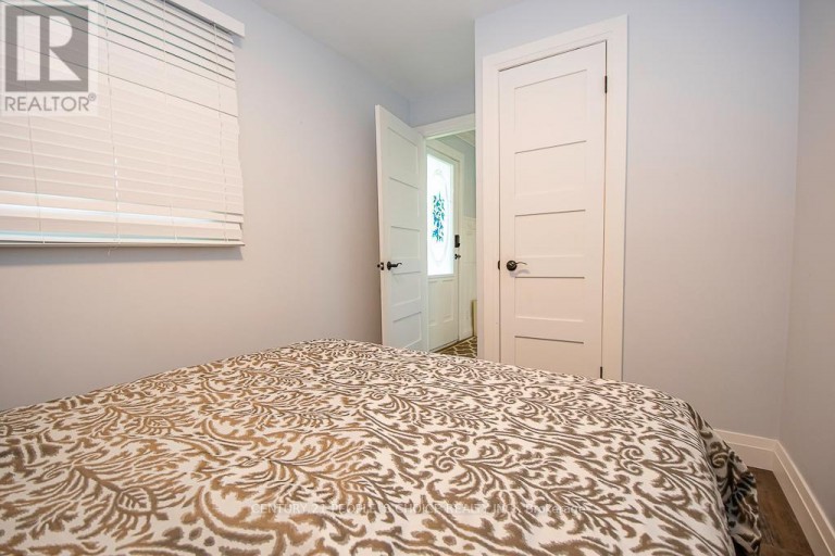 3 LAKESHORE BOULEVARD, Selwyn, Ontario, K0L1T0