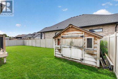 35 ELLIOT STREET Strathroy-Caradoc (SE) Ontario photo 35