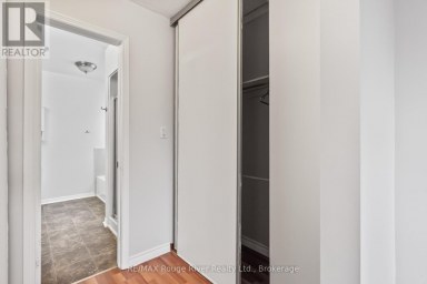 UPPER - 95 B CONCESSION STREET E Clarington (Bowmanville) Ontario photo 19