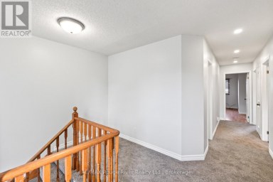 UPPER - 95 B CONCESSION STREET E Clarington (Bowmanville) Ontario photo 25