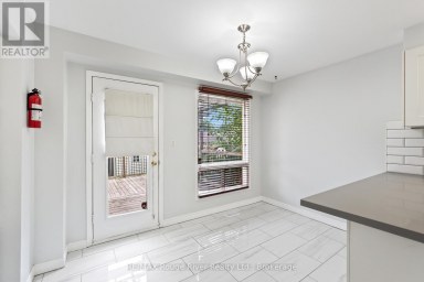 UPPER - 95 B CONCESSION STREET E Clarington (Bowmanville) Ontario photo 7
