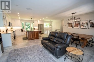 615 EDENDERRY LINE Selwyn Ontario photo 18