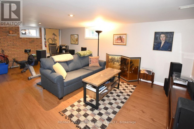 819 RISHOR CRESCENT, Peterborough (Northcrest Ward 5), Ontario, K9H5C8
