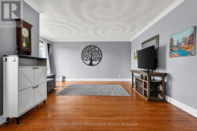 15 GEARIN STREET, Quinte West (Trenton Ward), Ontario, K8V3Y2