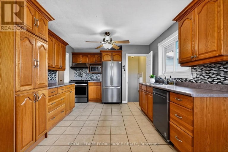 15 GEARIN STREET, Quinte West (Trenton Ward), Ontario, K8V3Y2