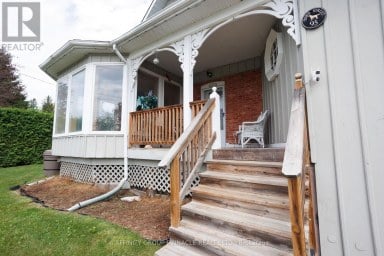 95 BOND STREET E Kawartha Lakes (Fenelon Falls) Ontario photo 4