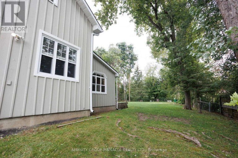 95 BOND STREET E, Kawartha Lakes (Fenelon Falls), Ontario, K0M1N0