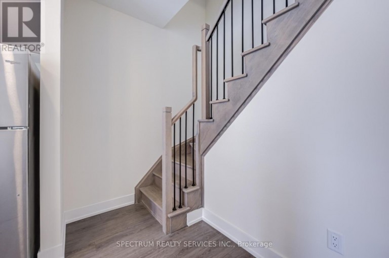 3 - 7 PHELPS LANE, Richmond Hill (Oak Ridges), Ontario, L4E1J4