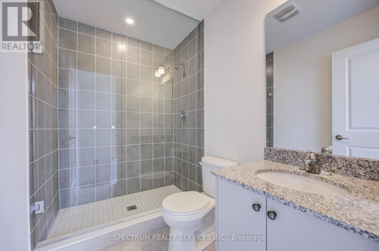 3 - 7 PHELPS LANE, Richmond Hill (Oak Ridges), Ontario, L4E1J4