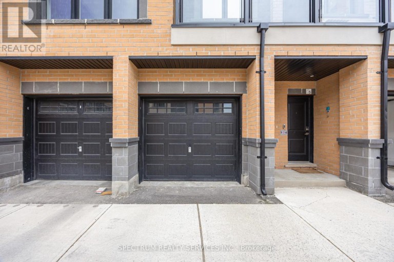 3 - 7 PHELPS LANE, Richmond Hill (Oak Ridges), Ontario, L4E1J4