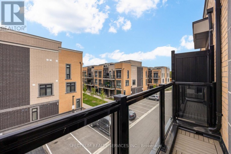 3 - 7 PHELPS LANE, Richmond Hill (Oak Ridges), Ontario, L4E1J4