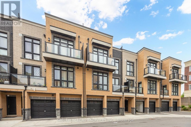 3 - 7 PHELPS LANE, Richmond Hill (Oak Ridges), Ontario, L4E1J4