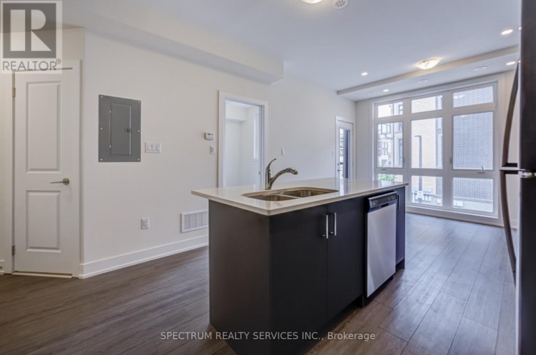 3 - 7 PHELPS LANE, Richmond Hill (Oak Ridges), Ontario, L4E1J4