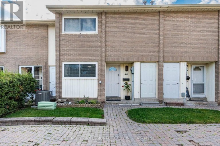 25 CRAIGLEIGH CRESCENT, Brampton (Avondale), Ontario, L6T2E3