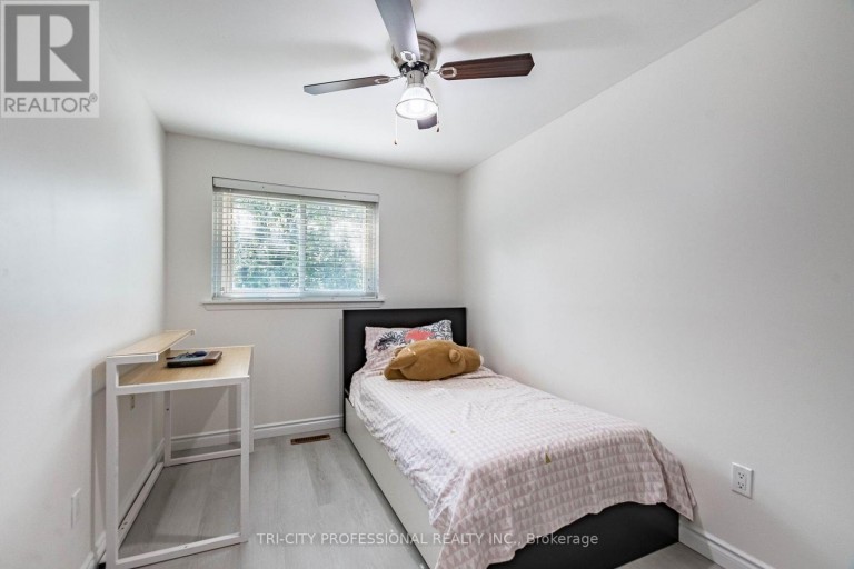 25 CRAIGLEIGH CRESCENT, Brampton (Avondale), Ontario, L6T2E3