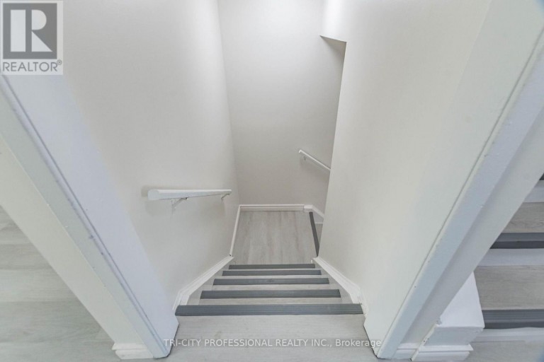 25 CRAIGLEIGH CRESCENT, Brampton (Avondale), Ontario, L6T2E3
