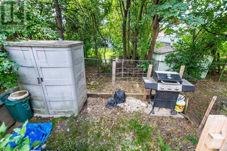 25 CRAIGLEIGH CRESCENT, Brampton (Avondale), Ontario, L6T2E3