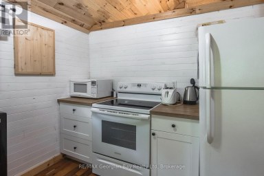 68 TINY BEACHES ROAD S Tiny Ontario photo 14