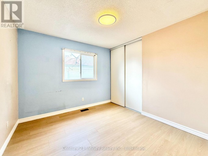 1171 SPRINGBANK DRIVE, Oshawa (Pinecrest), Ontario, L1K2M9