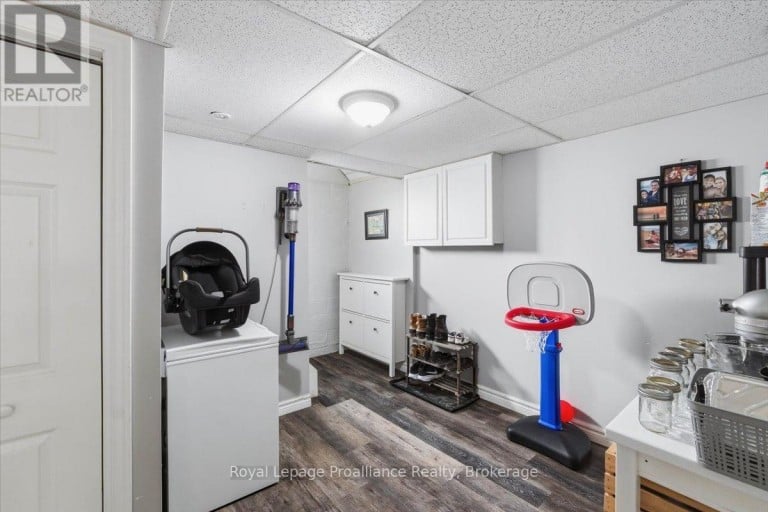 24 HARVEST CRESCENT, Belleville (Belleville Ward), Ontario, K8P4M3