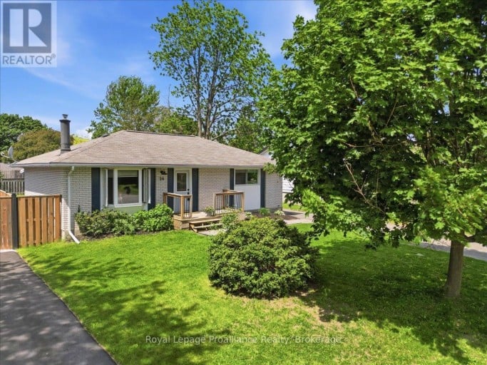 24 HARVEST CRESCENT, Belleville (Belleville Ward), Ontario, K8P4M3