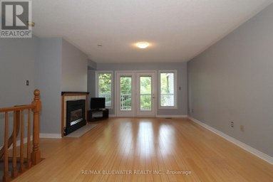 7 - 48 ONTARIO STREET S Lambton Shores (Grand Bend) Ontario photo 13