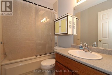 7 - 48 ONTARIO STREET S Lambton Shores (Grand Bend) Ontario photo 21